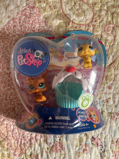 LPS Yorkie and Bee NIB